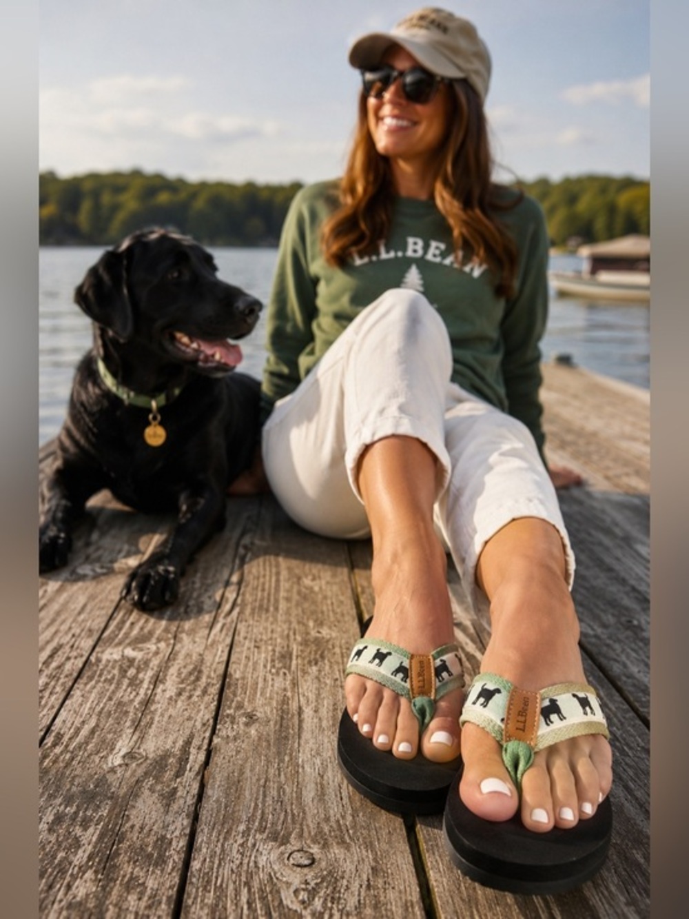 L.L.Bean Green Dog Print Flip Flops Women’s 9 Medium Sandals Coastal Preppy